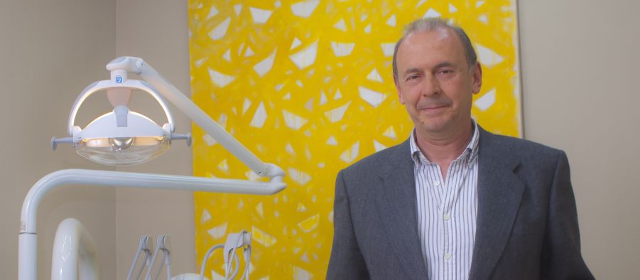 Dr. Francisco Rodríguez Lozano (dentista especializado en la prevención del tabaquismo): “El coste sanitario del tabaquismo es muy, muy alto”